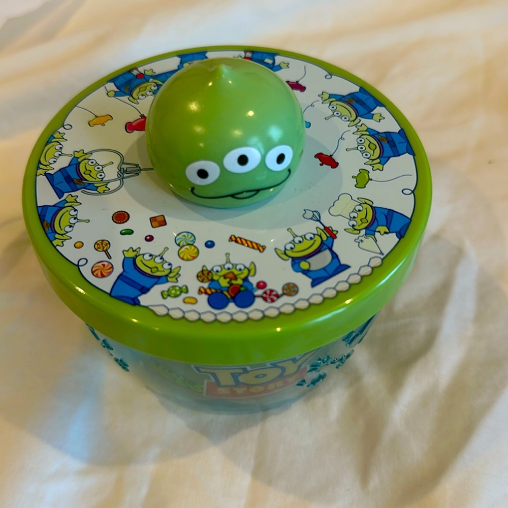 Toy Story aliens mochi bowl Tokyo Disney resort container